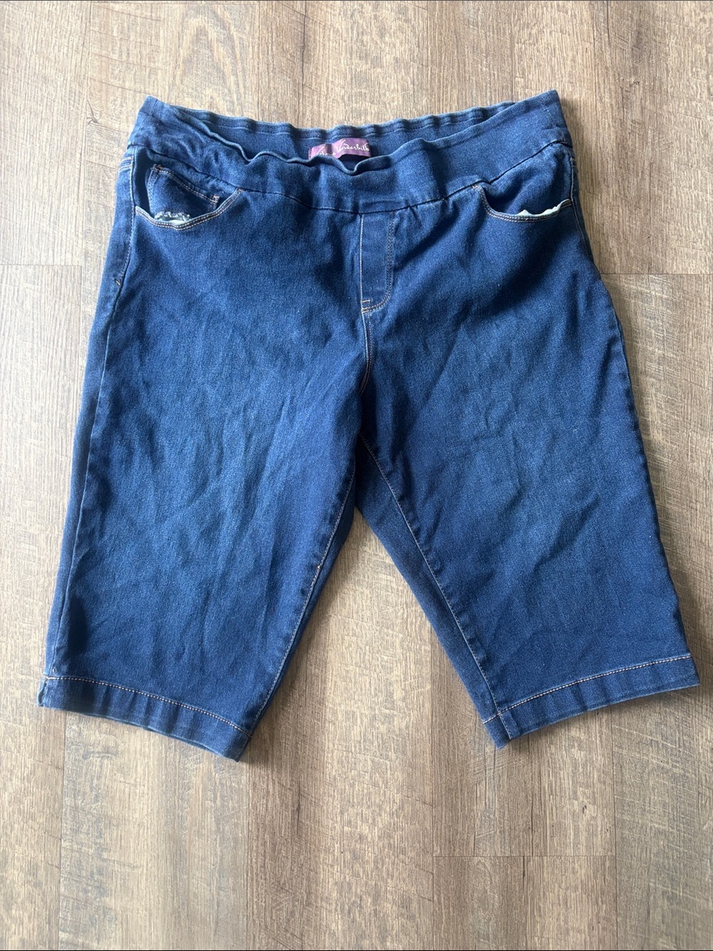 Gloria Vanderbilt Womens Navy Stretch Denim Bermuda Shorts